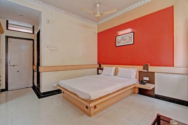 Bharati Lodge Hubli Eksteriør bilde